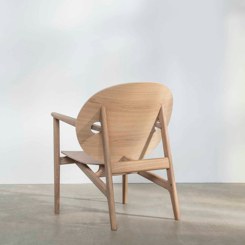 Iklwa Lounge Chair - Walnut Oil