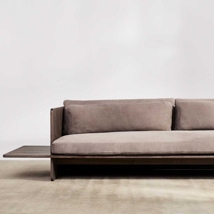 sofa 美品★ Benchmark_Muse_Sofa_Ash_DarkGr